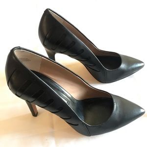 Audrey Brooke heels Size 7